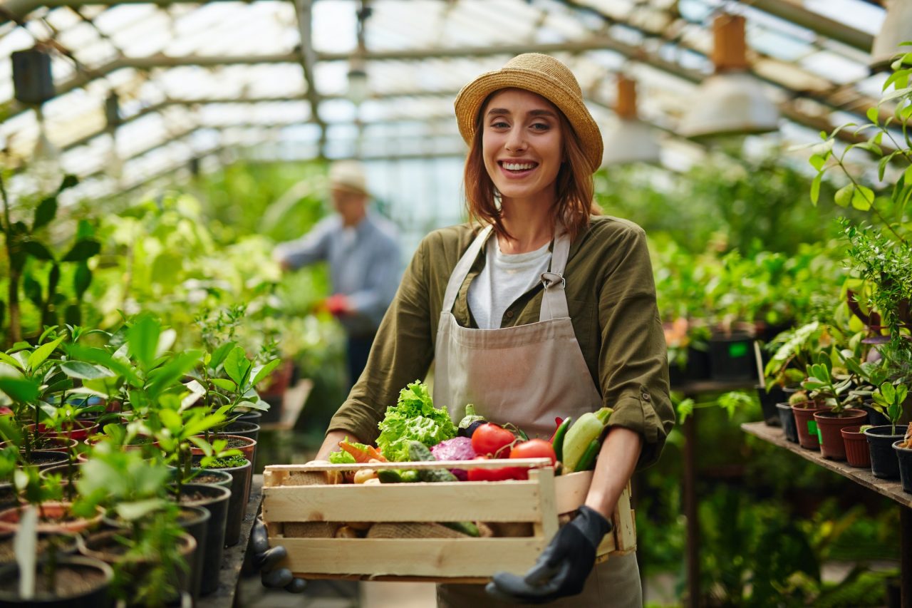 pretty-gardener.jpg